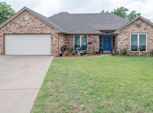 1501 Saddle Creek Ct, Granbury, TX 76048