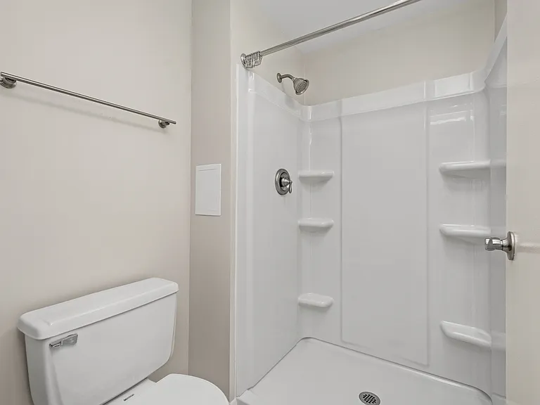 706 Wheatland Cir — Photo 6