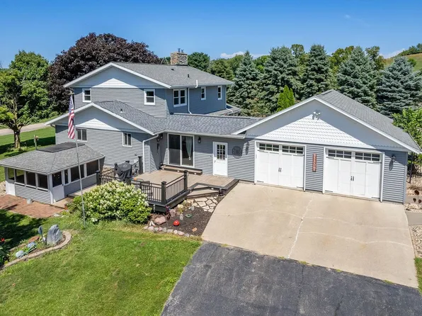 S2324 Horkan Rd, Reedsburg, WI 53959
