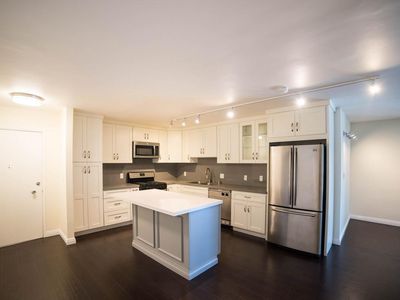 9950 Durant Dr Unit 204, Beverly Hills, CA, 90212