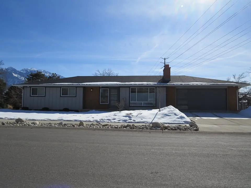 4 bed, 2674 sqft, $3,500 — Photo 4
