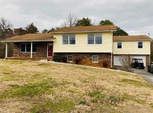 1219 Golf Course Rd, Newport, TN 37821