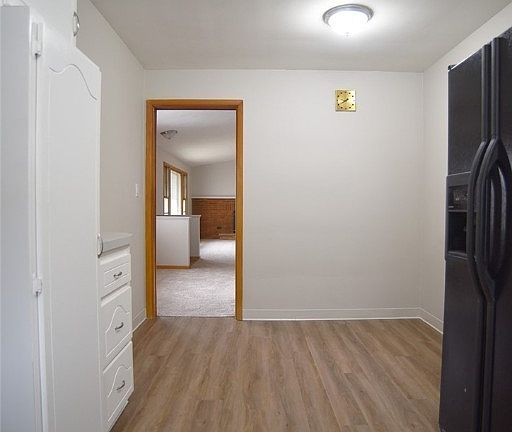 5th image of 4428 Hillcroft Dr