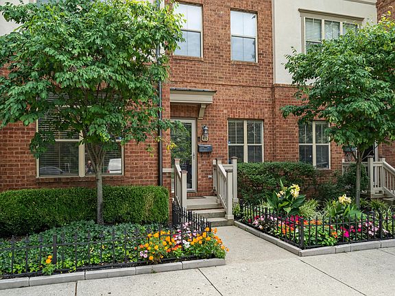 2nd image of 672 Park St