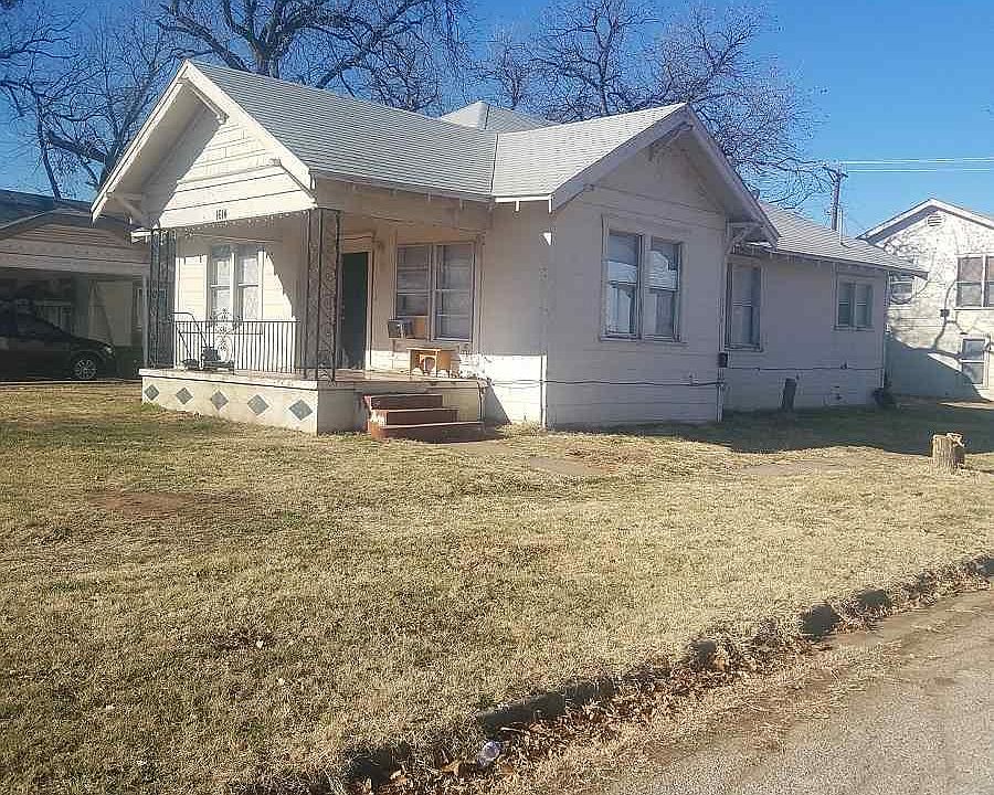 2nd image of 1614 Lucile Ave