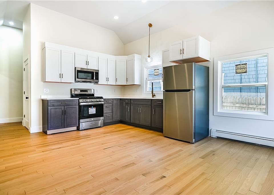 1st image of 112 Hendrick St