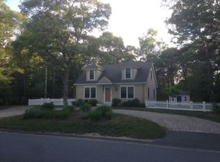 37 Chippingstone Rd, Marstons Mills, MA 02648