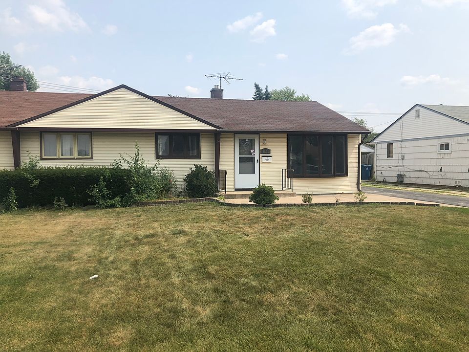 1st image of 8815 S Komensky Ave