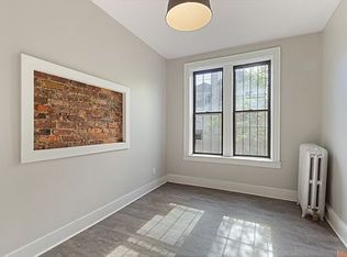 814 Albany Ave #1C, Brooklyn, NY 11203