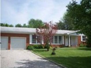 607 N Posey County Line Rd, Evansville, IN 47712