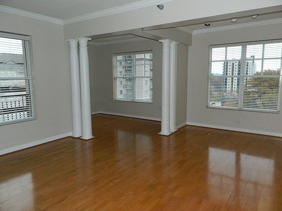 Rare "Columbus" floorplan corner unit with bonus den room