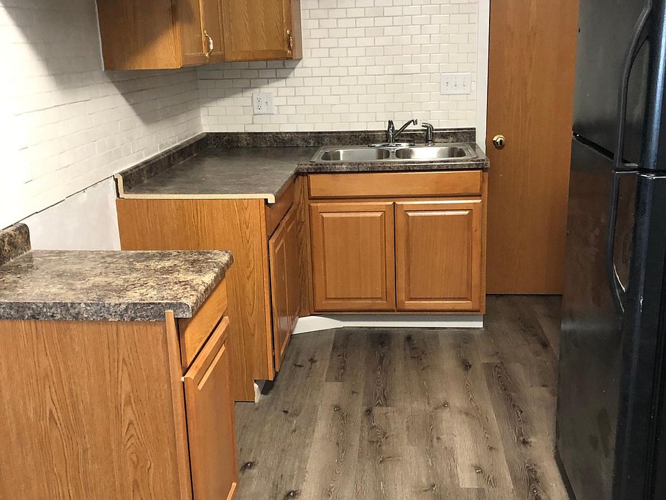 1st image of 2025 Evans Ave
