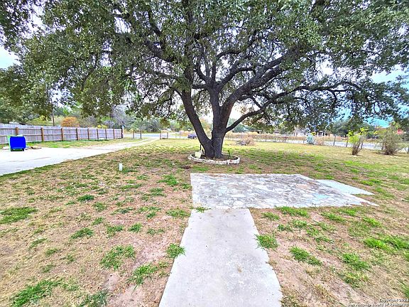 4th image of 120 MARIPOSA DR