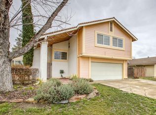 34 Summer Rim Cir, Sacramento, CA 95823