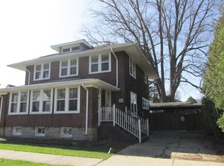 102 W Brown St, Harvard, IL 60033