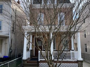 453 Green Ln #1, Philadelphia, PA 19128
