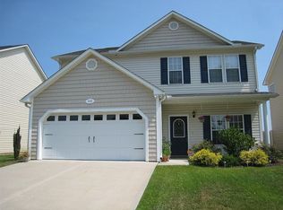 912 Jade Ln, Winterville, NC 28590