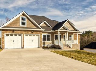 76 Candie Ln, Chickamauga, GA 30707