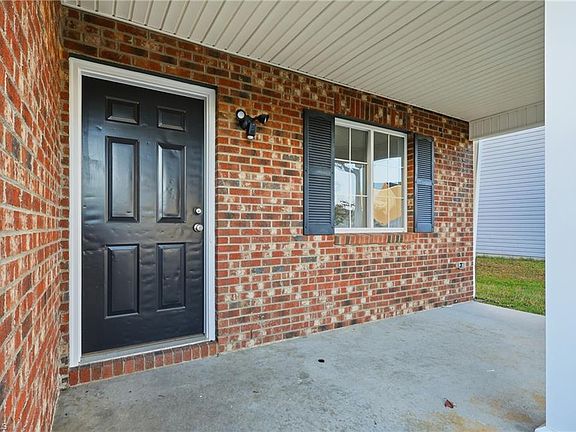 4th image of 5127 Apsley Dr