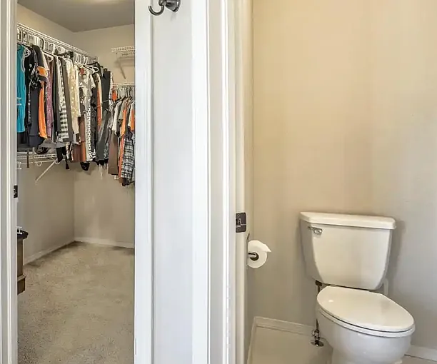 7040 Auburn Hills Ct — Photo 16