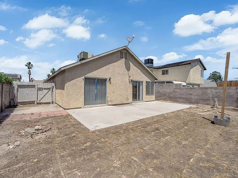 7209 Bronze Cir — Photo 15