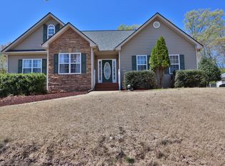 9040 Ivyshaw Dr, Gainesville, GA 30506