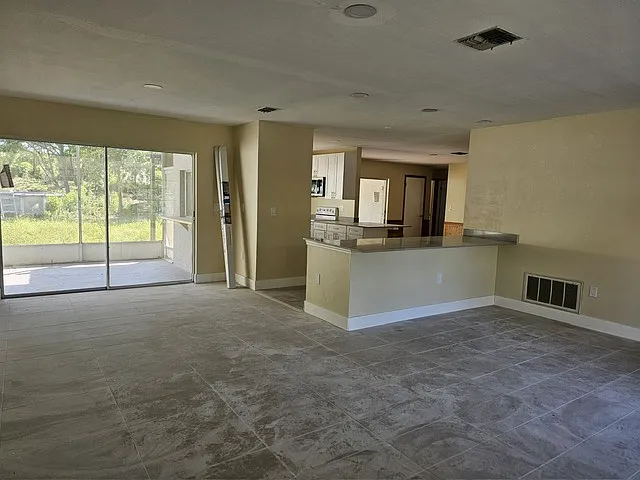 4060 Sail Dr — Photo 11