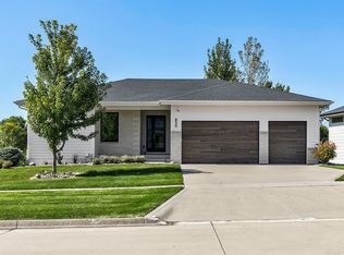 850 84th St, West Des Moines, IA 50266