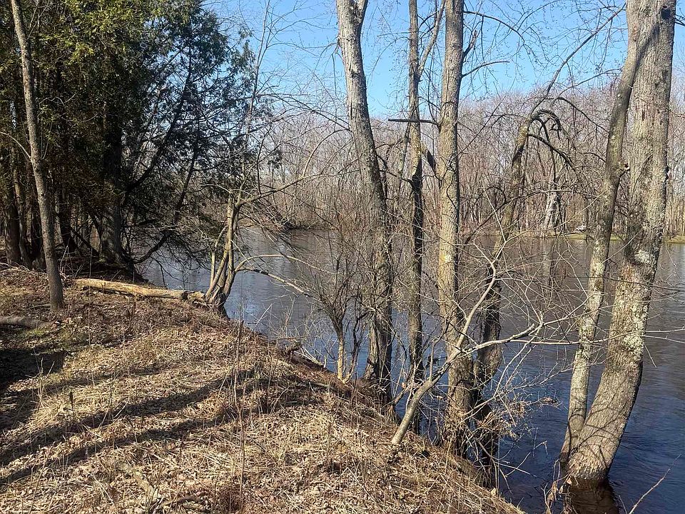 1st image of 4106 Airport Rd