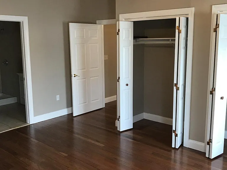 910 Main St #3B — Photo 10