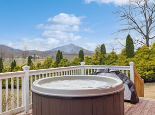 (Undisclosed Address), Sevierville, TN 37862