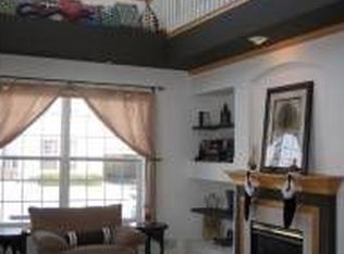 13915 52nd Ave N APT 1201, Plymouth, MN 55446