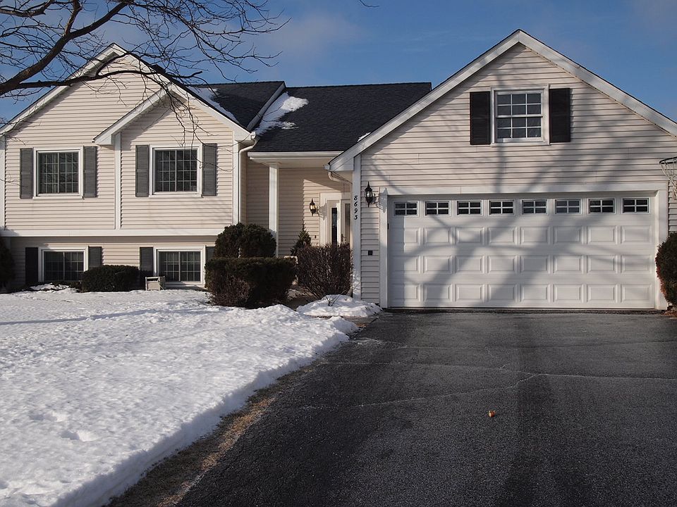 2nd image of 8693 Rosewood Ln N