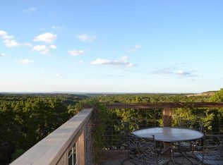 700 Pioneer Trl, Dripping Springs, TX 78620
