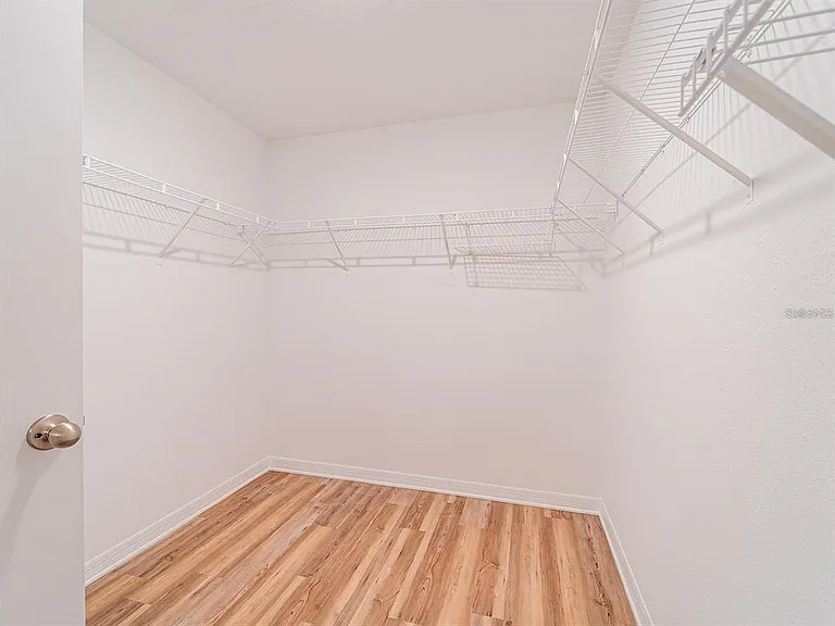 13748 Wineberry Dr — Photo 27