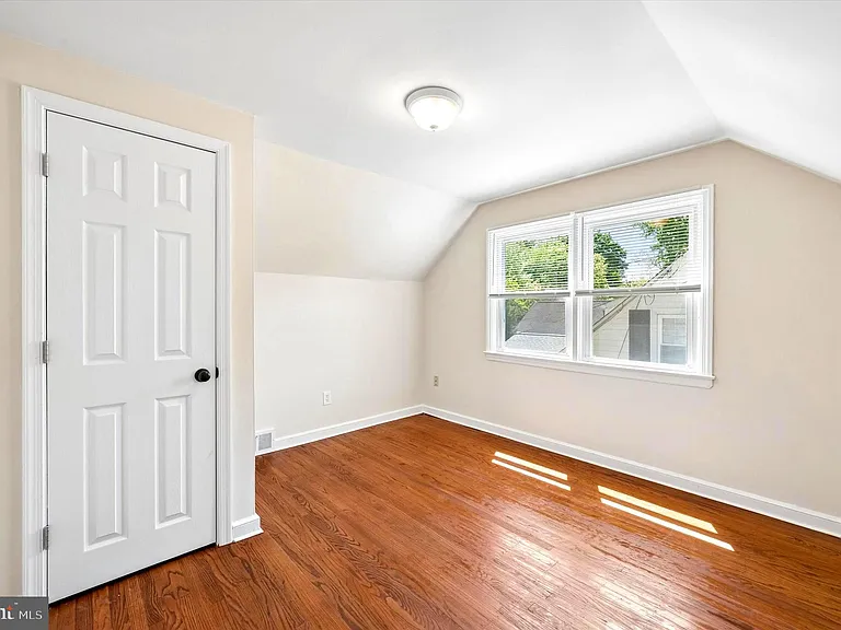624 Cresson Ln — Photo 20