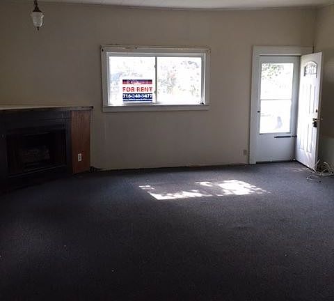 4th image of 295 N Ogden St