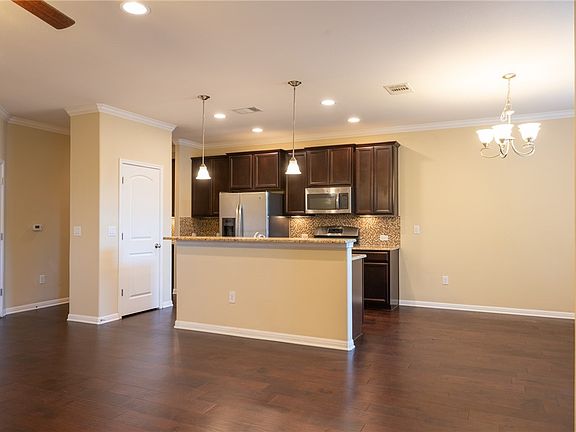 4th image of 13400 Briarwick Dr #2002-2