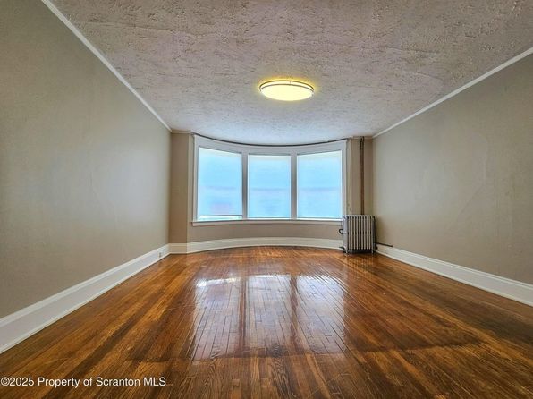 218 S Franklin St APT 2