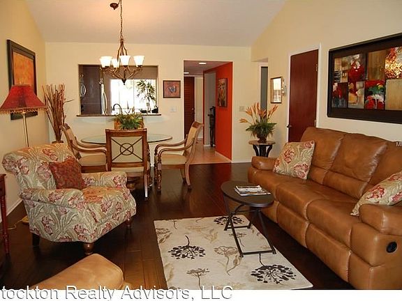 2nd image of 1305 Pine Lake Dr