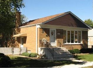 4052 Rose Ave, Lyons, IL 60534