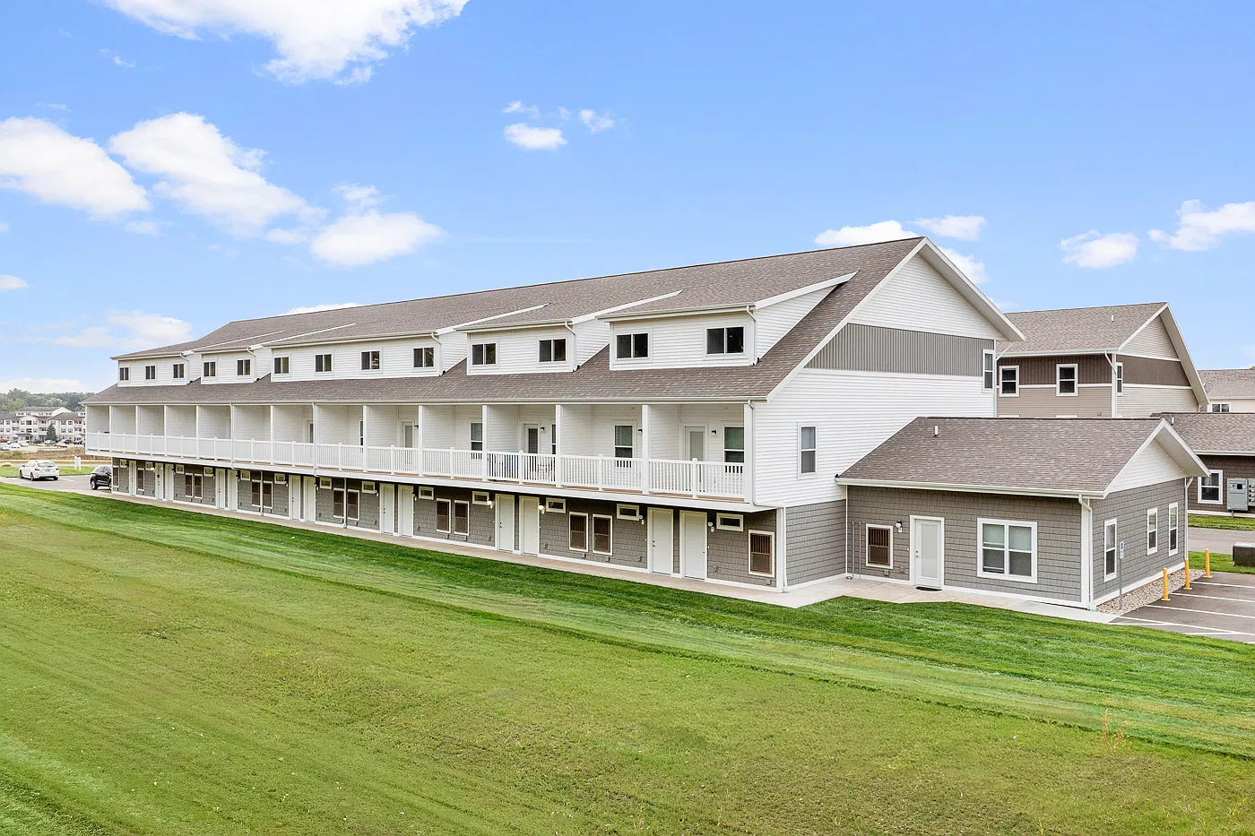 Cooper's Landing Apartments — Photo 1