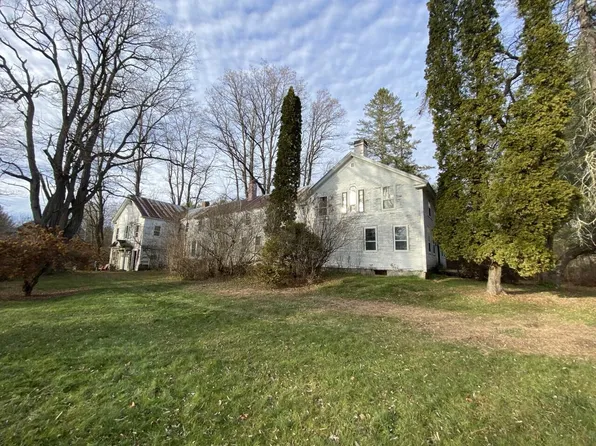 134 Mutton Lane, Clinton, ME 04927