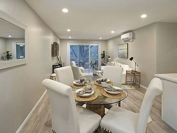 3rd image of 1801 Diamond St Unit 3-108
