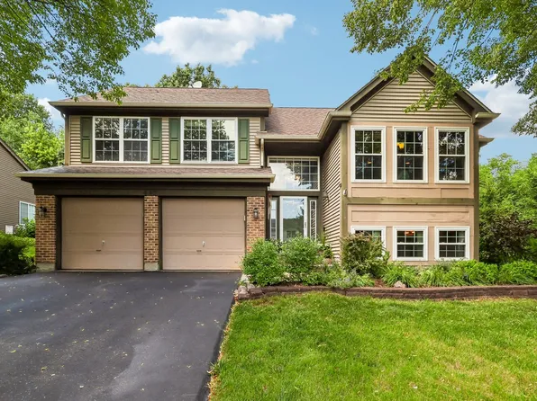 442 Harbor Dr, Carpentersville, IL 60110