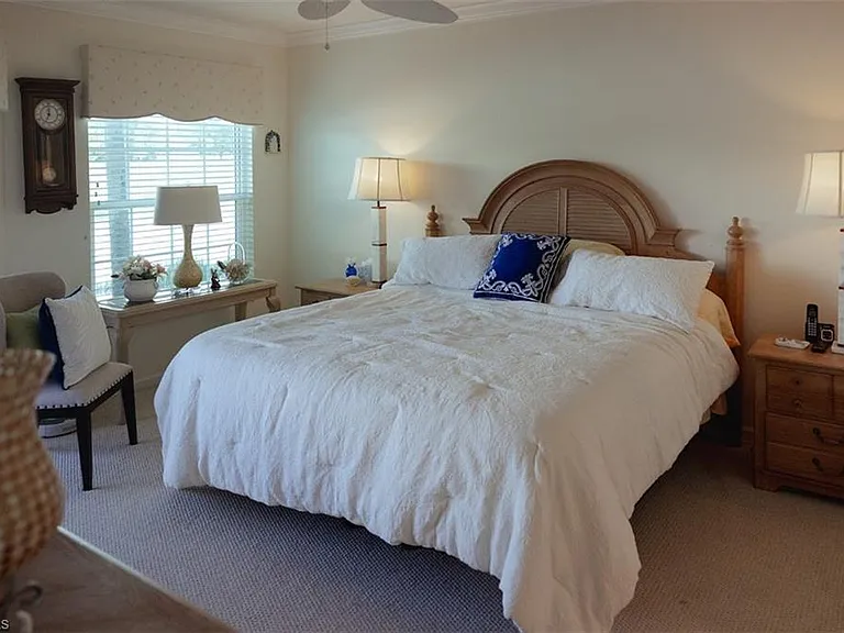 6270 Bellerive Ave #303 — Photo 12