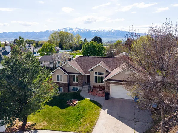 583 S 225 E, Providence, UT 84332