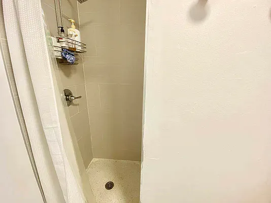 Rented by J PRESTON AND ASSOCIATES INC | media 14