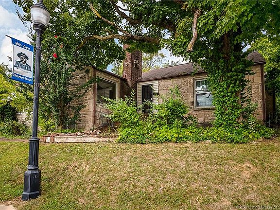 3rd image of 333 Oriole Dr