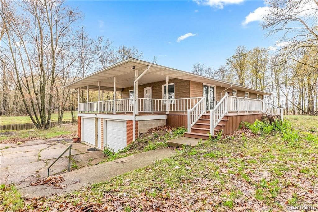 4025 E Howell Rd, berville, MI 48892 Zillow